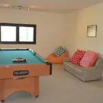 Amazing Luxury Villa, Enormous Heated Pool Jacuzzi, Gym, Games In Paphos, Βίλα Αργάκα