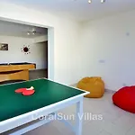 Βίλα Amazing Luxury Villa, Enormous Heated Pool Jacuzzi, Gym, Games In Paphos, Αργάκα