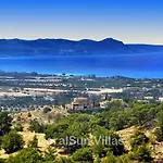 Βίλα Amazing Luxury Villa, Enormous Heated Pool Jacuzzi, Gym, Games In Paphos,