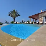 Amazing Luxury Villa, Enormous Heated Pool Jacuzzi, Gym, Games In Paphos, Βίλα *