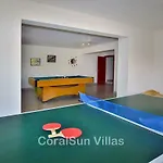 Amazing Luxury Villa, Enormous Heated Pool Jacuzzi, Gym, Games In Paphos, *