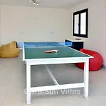 Amazing Luxury Villa, Enormous Heated Pool Jacuzzi, Gym, Games In Paphos, * Αργάκα