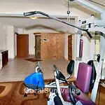 Amazing Luxury Villa, Enormous Heated Pool Jacuzzi, Gym, Games In Paphos, Βίλα *