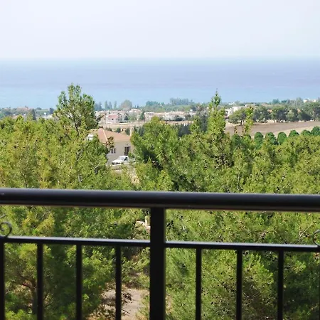 Villa Amazing Luxury Villa, Enormous Heated Pool Jacuzzi, Gym, Games In Paphos, *