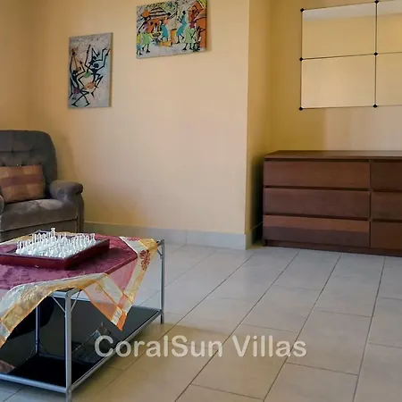 Villa Amazing Luxury Villa, In Paphos, Extremely Large Pool. Jacuzzi, Gym, Games