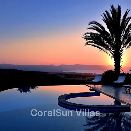 Amazing Luxury Villa, Enormous Heated Pool Jacuzzi, Gym, Games In Paphos, *