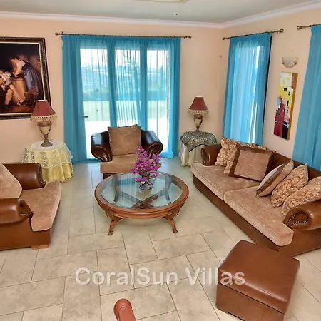 Villa Amazing Luxury Villa, Enormous Heated Pool Jacuzzi, Gym, Games In Paphos, Argaka