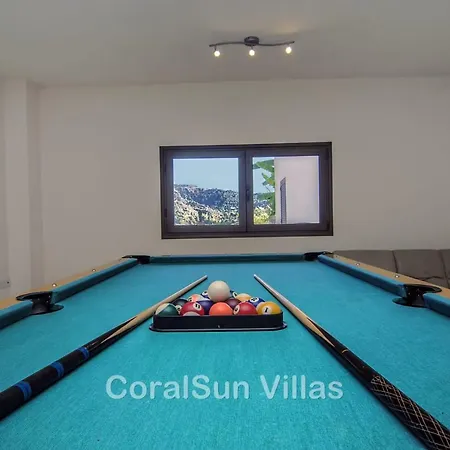 Amazing Luxury Villa, In Paphos, Extremely Large Pool. Jacuzzi, Gym, Games Villa Argaka