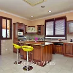 Amazing Luxury Villa, Enormous Heated Pool Jacuzzi, Gym, Games In Paphos, *