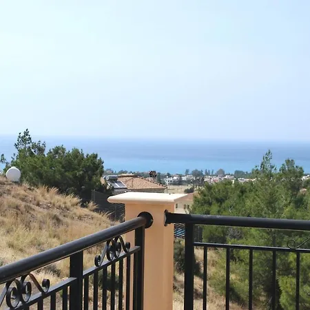 Amazing Luxury Villa, Enormous Heated Pool Jacuzzi, Gym, Games In Paphos, *