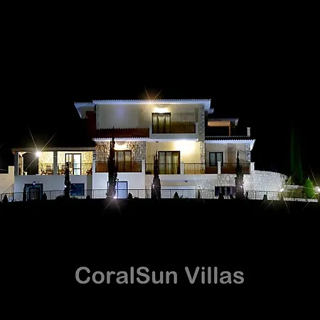 Villa Amazing Luxury Villa, Enormous Heated Pool Jacuzzi, Gym, Games In Paphos, *