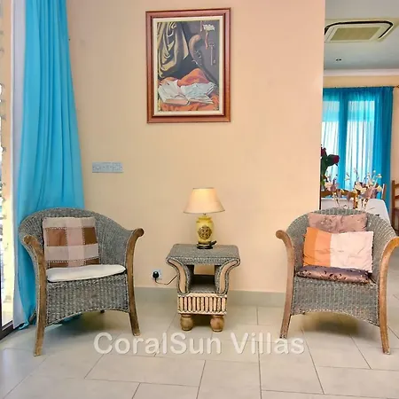 Amazing Luxury Villa, Enormous Heated Pool Jacuzzi, Gym, Games In Paphos, * ارغاكه