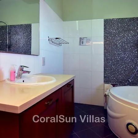 Amazing Luxury Villa, Enormous Heated Pool Jacuzzi, Gym, Games In Paphos, Argaka