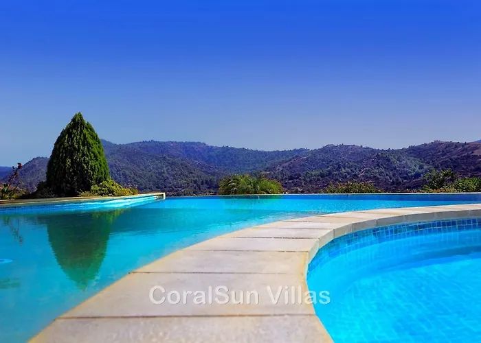 Amazing Luxury Villa, Enormous Heated Pool Jacuzzi, Gym, Games In Paphos, * アルガカ