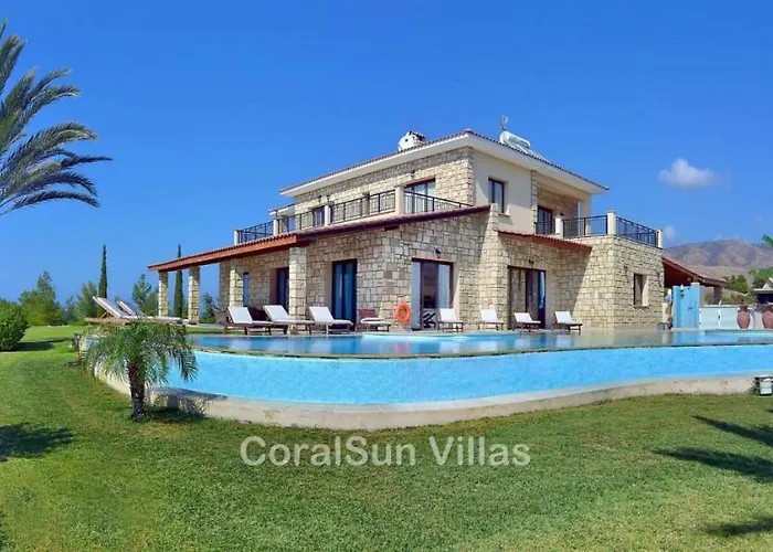 Amazing Luxury Villa, Enormous Heated Pool Jacuzzi, Gym, Games In Paphos, Vila Argaka