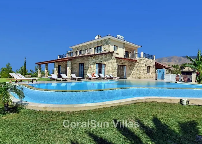 Amazing Luxury Villa, Enormous Heated Pool Jacuzzi, Gym, Games In Paphos, * Αργάκα