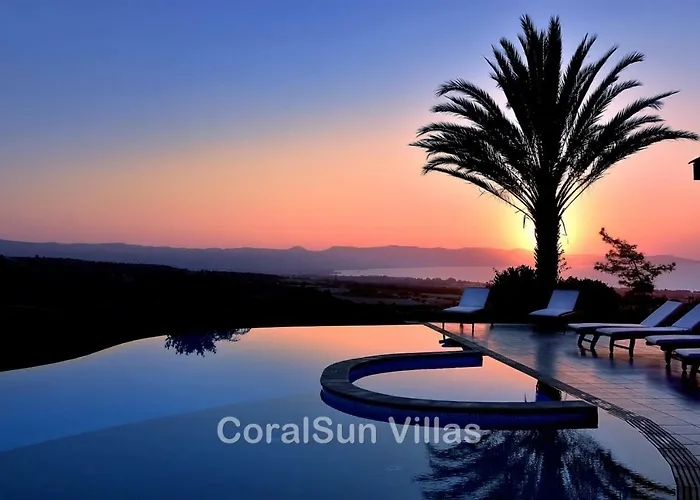 Amazing Luxury Villa, Enormous Heated Pool Jacuzzi, Gym, Games In Paphos, *