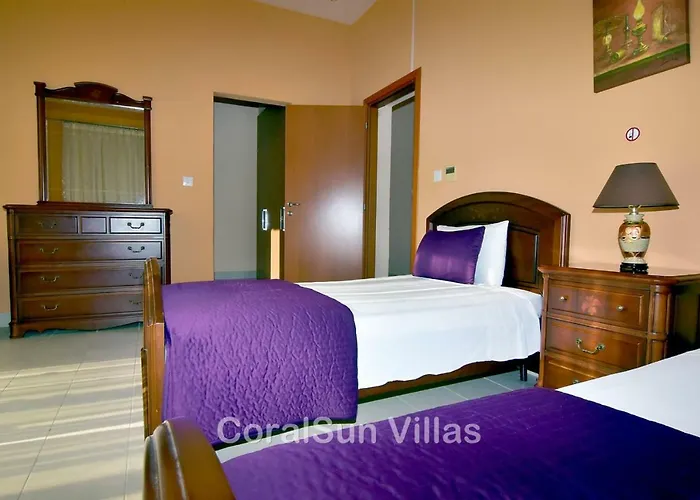 Amazing Luxury Villa, Enormous Heated Pool Jacuzzi, Gym, Games In Paphos, Αργάκα