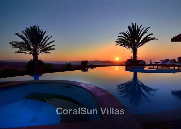 Βίλα Amazing Luxury Villa, Enormous Heated Pool Jacuzzi, Gym, Games In Paphos, Αργάκα